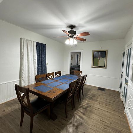 Comfy Getaway, 5 Bed, Sleeps 9, Walk To Falls! ไนแอการาฟอลส์ ภายนอก รูปภาพ