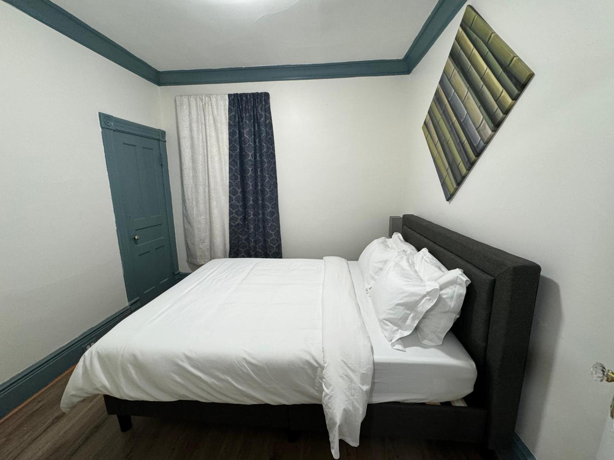 Comfy Getaway, 5 Bed, Sleeps 9, Walk To Falls! ไนแอการาฟอลส์ ภายนอก รูปภาพ